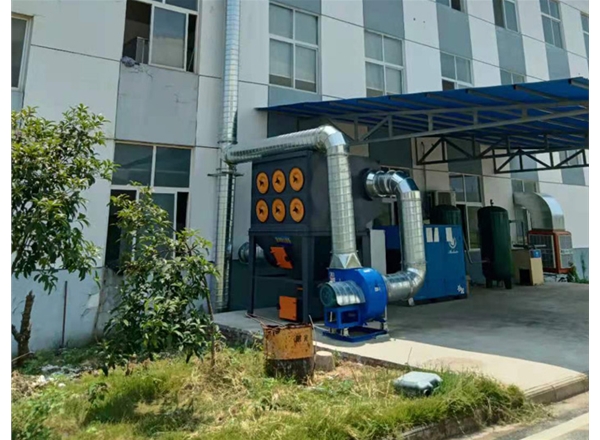 滤筒除尘器